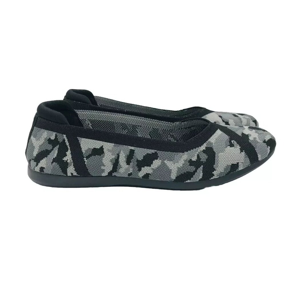 Clarks Shoes Womens Size 9 M Gray Black Low Ballet Flats Camo Comfort Loafers
